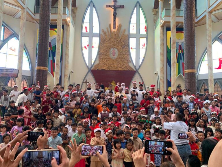 natal anak katedral